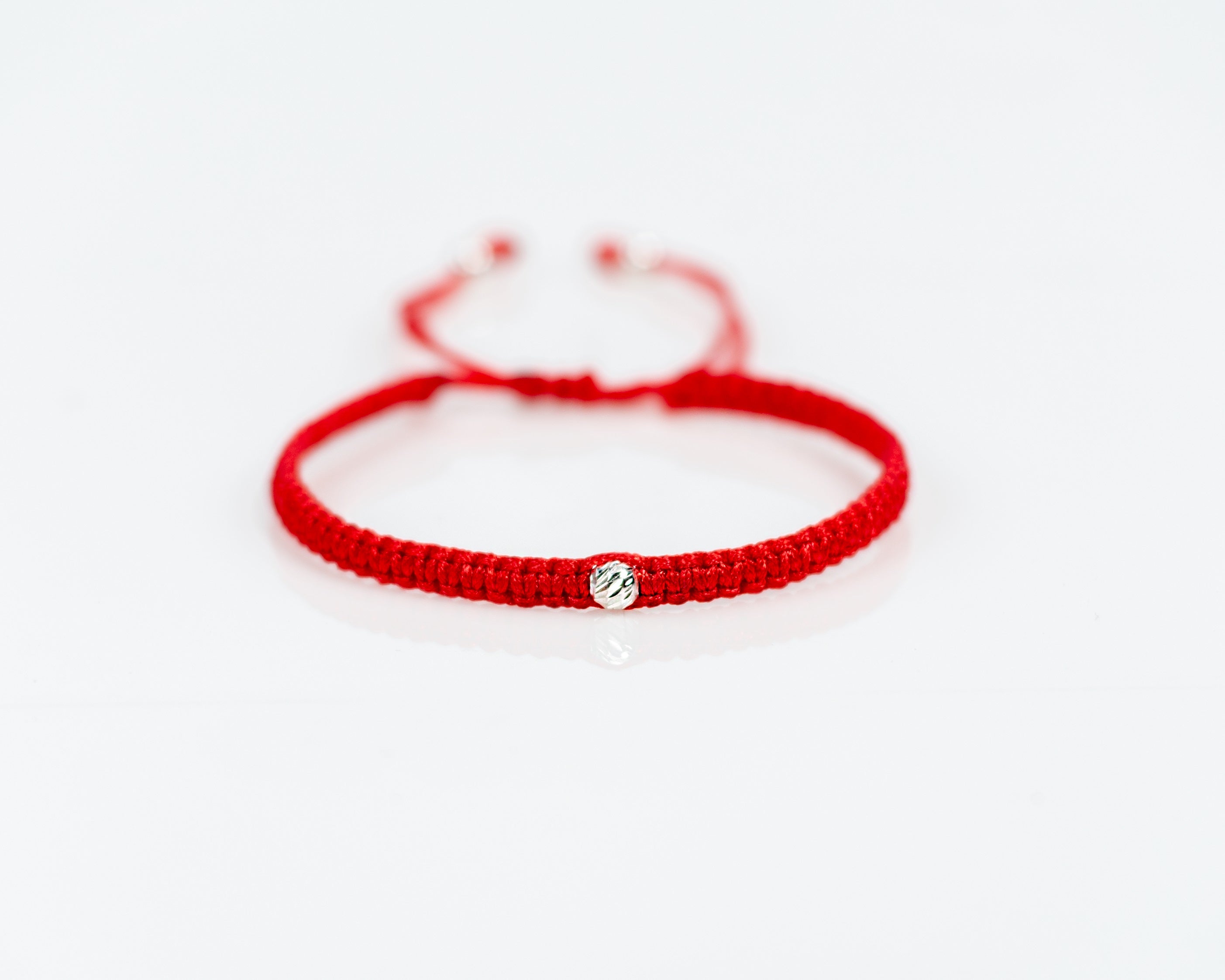Brazalete macrame rojo